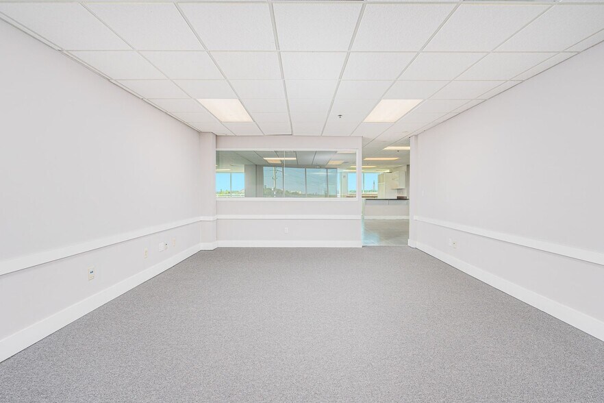 More Photos Of 55 Inlet Harbor Rd, Ponce Inlet Office Residential For Lease