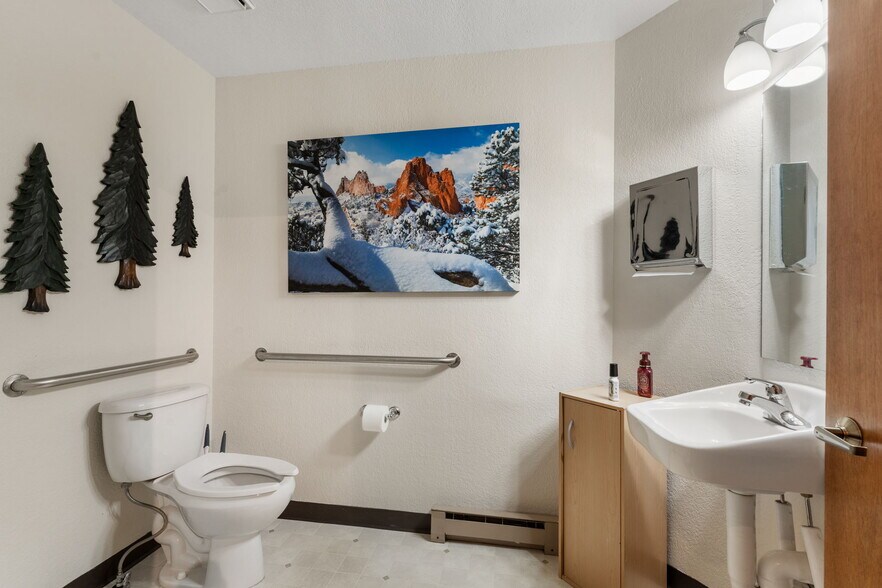 More Photos Of 800 E Hwy 24, Woodland Park Unknown For Lease