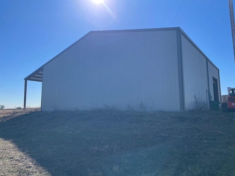 More Photos Of 1500 Smith rd, Rockwall Warehouse For Sale