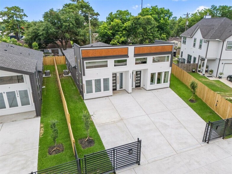 More Photos Of 5602 Pershing St, Houston Apartments For Sale