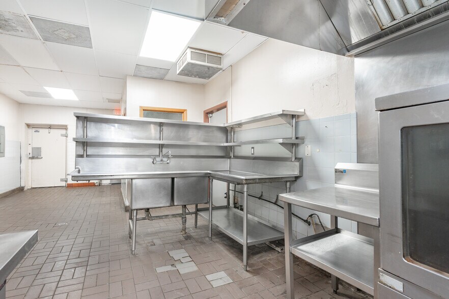 More Photos Of 3162 S Atlantic Ave, Daytona Beach Restaurant For Lease