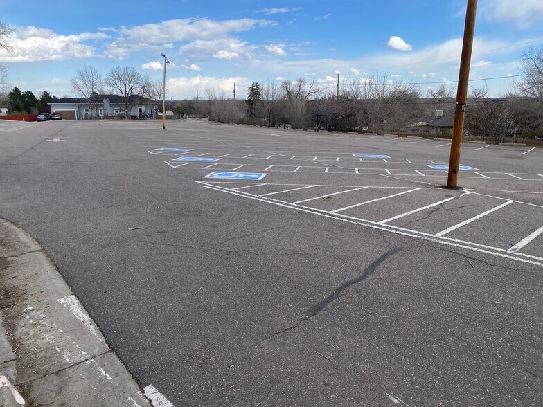 More Photos Of 5592 Independence St, Arvada Schools For Sale