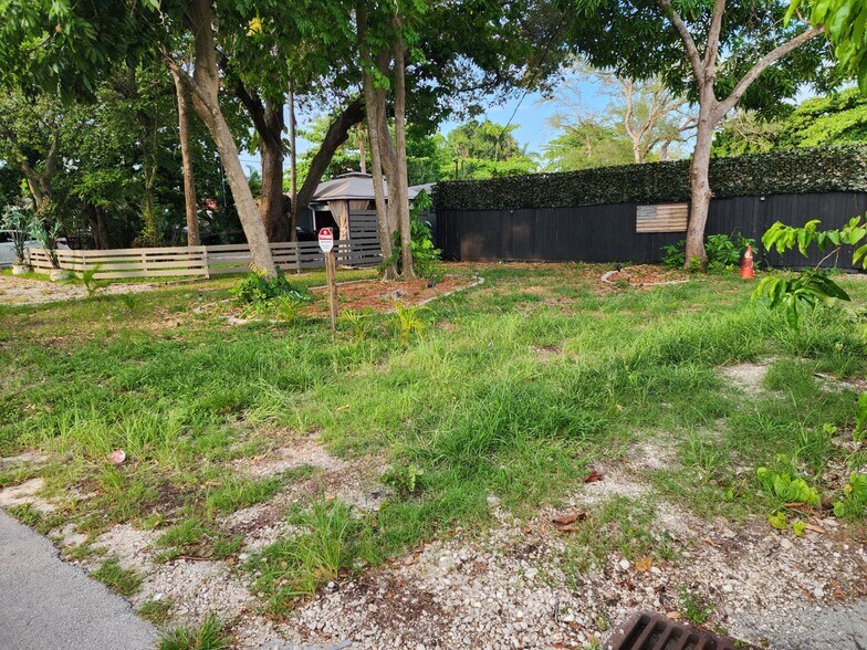 More Photos Of 1872 SW 29th Ave, Fort Lauderdale Land For Sale