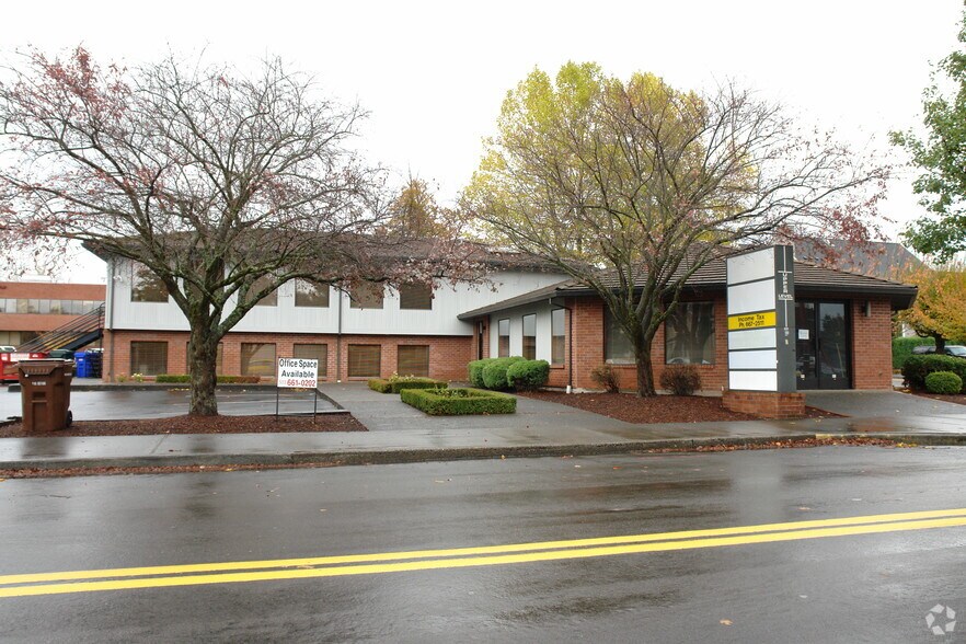 More Photos Of 510 NE Roberts Ave, Gresham Medical For Lease