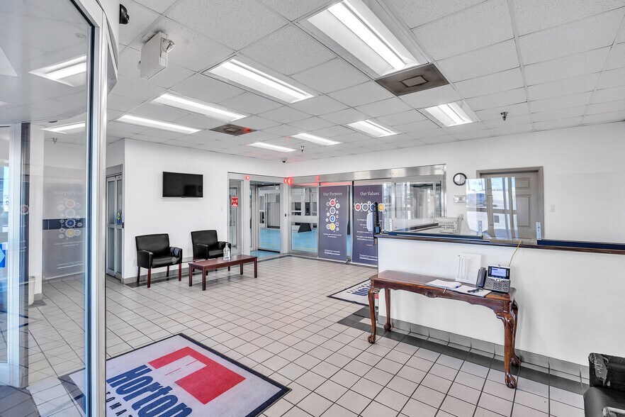 More Photos Of 4242 Baldwin Blvd, Corpus Christi Manufacturing For Sale