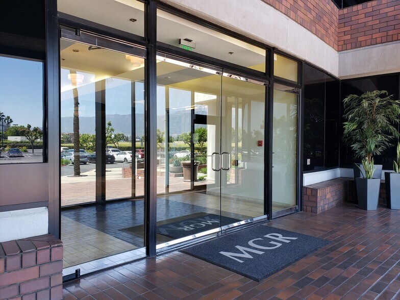 More Photos Of 800 N Haven Ave, Ontario Office For Lease