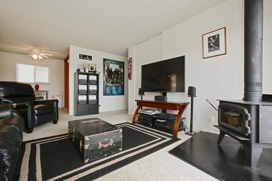 More Photos Of 2200 Village Ct, Belmont Apartments For Sale