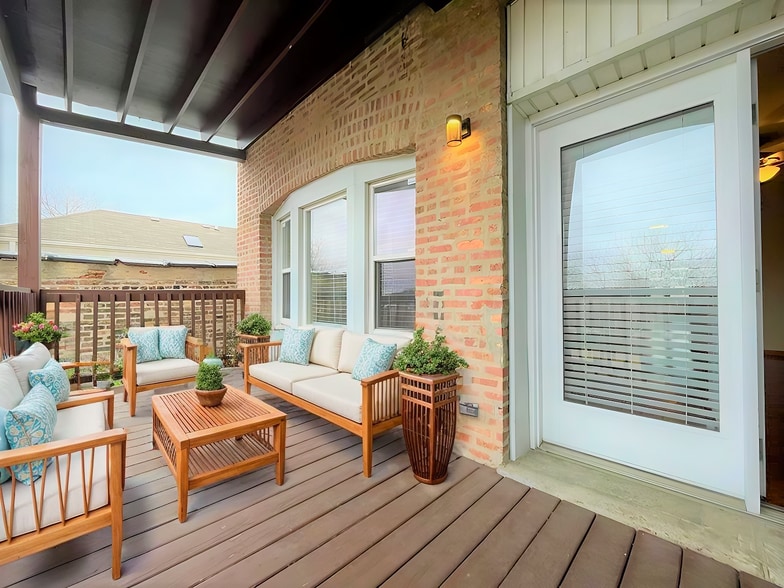 More Photos Of 4240 S Calumet Ave, Chicago Apartments For Sale
