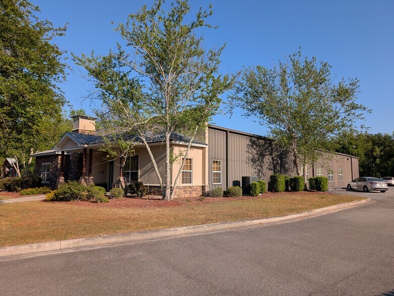 More Photos Of 4081 Inner Perimeter Rd, Valdosta Office Residential For Sale