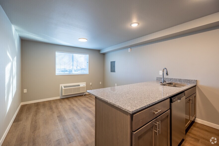 More Photos Of 1525 W Havens Ave, Mitchell Apartments For Lease