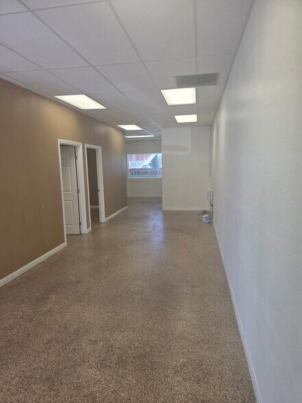 More Photos Of 1302 E 6th St, Beaumont Freestanding For Lease
