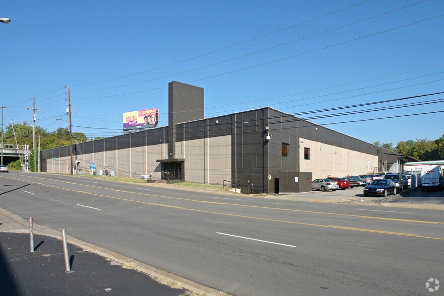 Primary Photo Of 492 Craighead St, Nashville Distribution For Lease