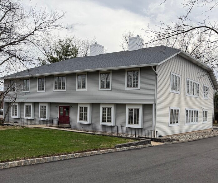 More Photos Of 971 US Highway 202 N, Branchburg Medical For Lease