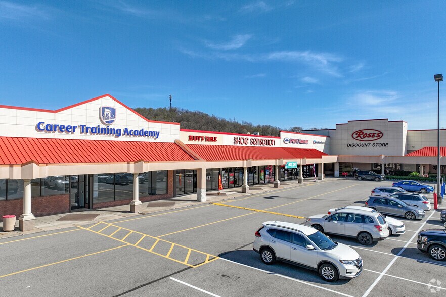More Photos Of 200-300 Hillcrest Shopping Ctr, New Kensington Unknown For Lease