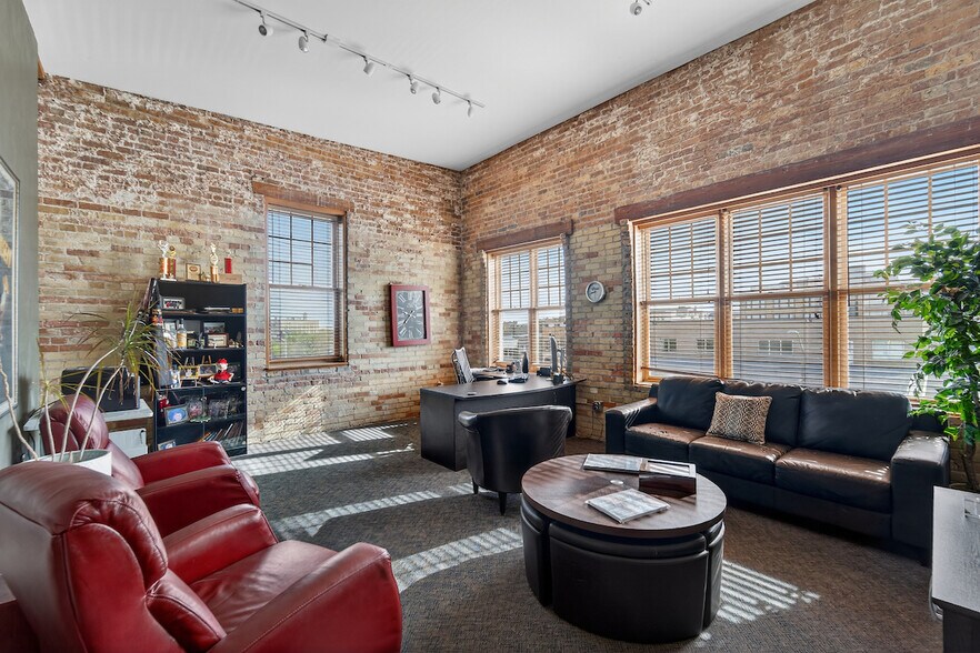 More Photos Of 510 College Ave, Racine Storefront Retail Office For Sale