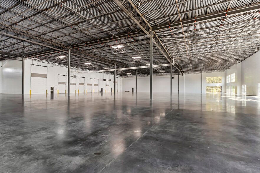 More Photos Of 626 W Stockman Way, Ogden Distribution For Lease