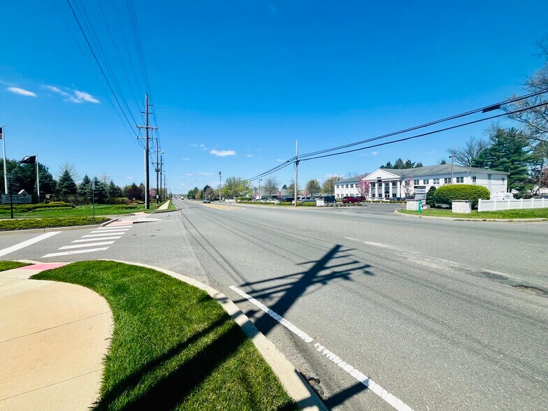 More Photos Of 239 Prospect Plains Rd, Monroe Township Medical For Lease