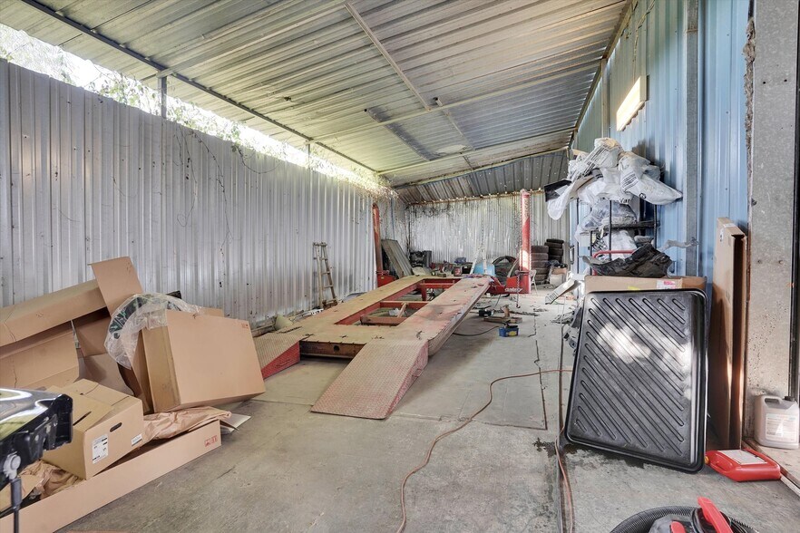 More Photos Of 17306 Alief Clodine Rd, Richmond Auto Repair For Sale