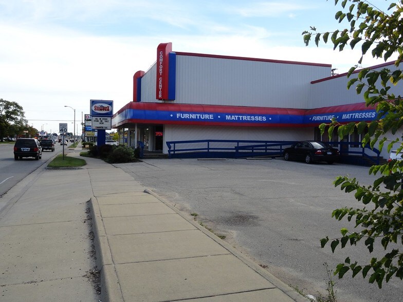 More Photos Of 512 S Mission St, Mount Pleasant Freestanding For Lease