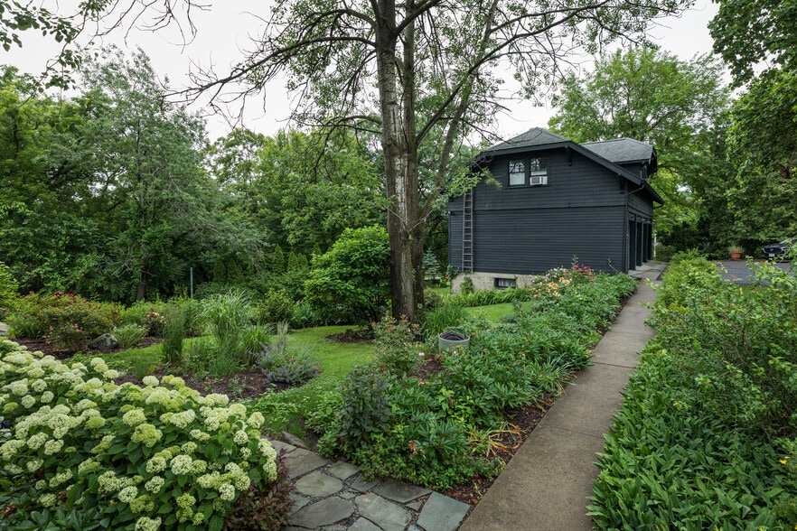 More Photos Of 4170 Rte 9W, Saugerties Hospitality For Sale