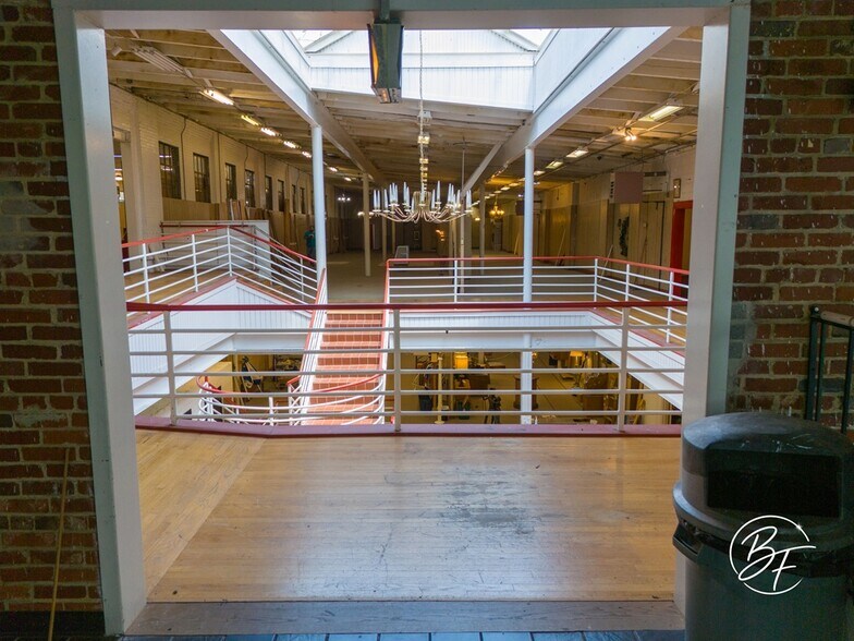 More Photos Of 144 Runnymeade rd, Bunker Hill General Retail For Sale