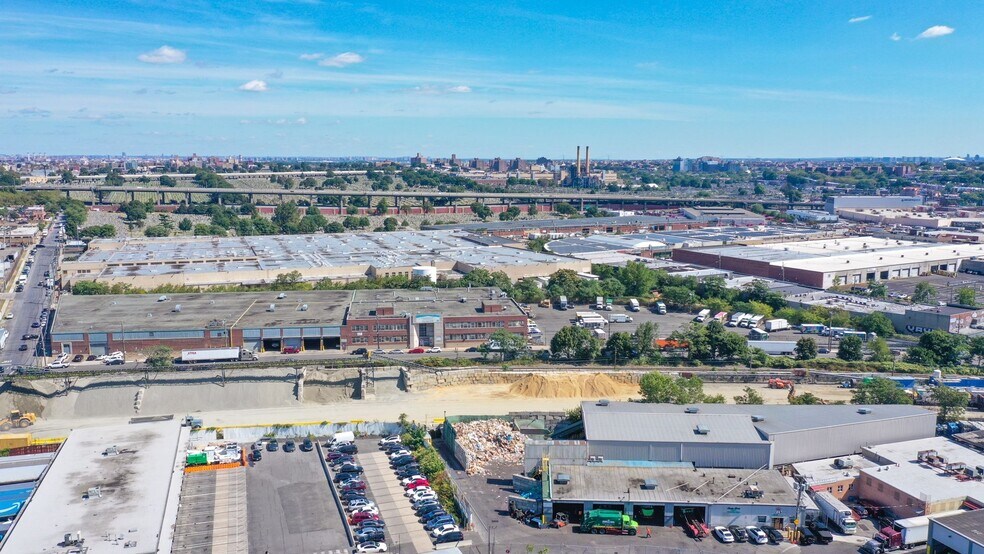 More Photos Of 50-35 56th Rd, Maspeth Warehouse For Lease