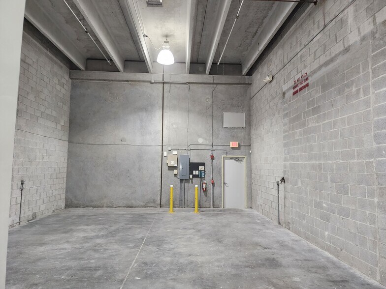 Primary Photo Of 2061 NW 112th Ave, Miami Light Distribution For Lease