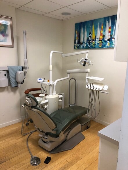 More Photos Of 20 E 46th St, New York Office For Lease