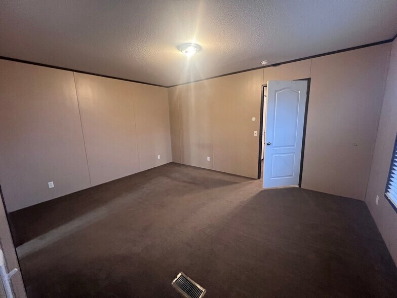 More Photos Of 19645 Nordt Rd, Damon Land For Sale