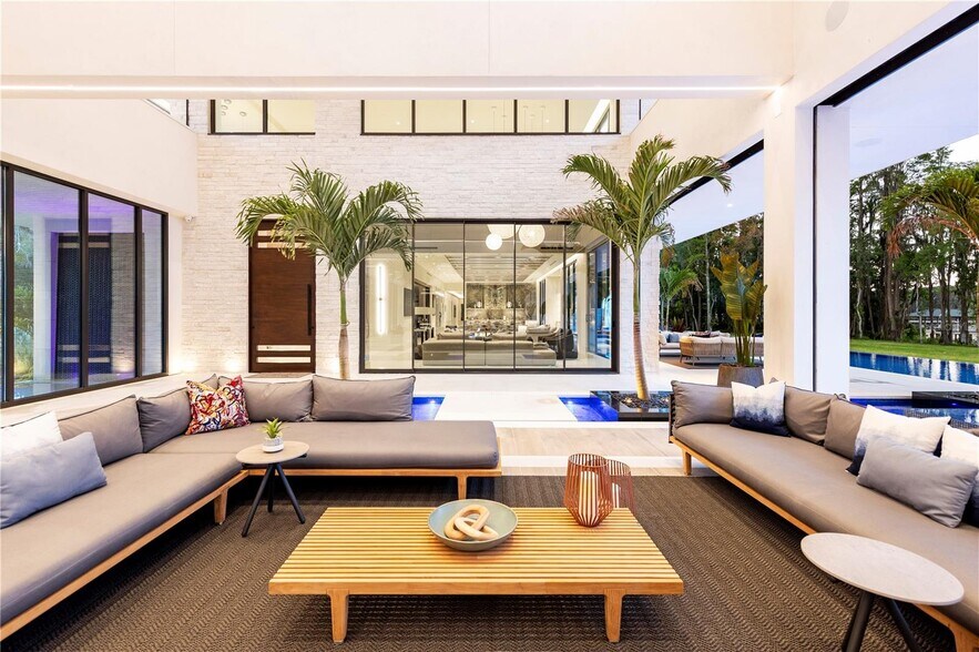 More Photos Of 18725 Jiretz Rd, Odessa Flex For Sale