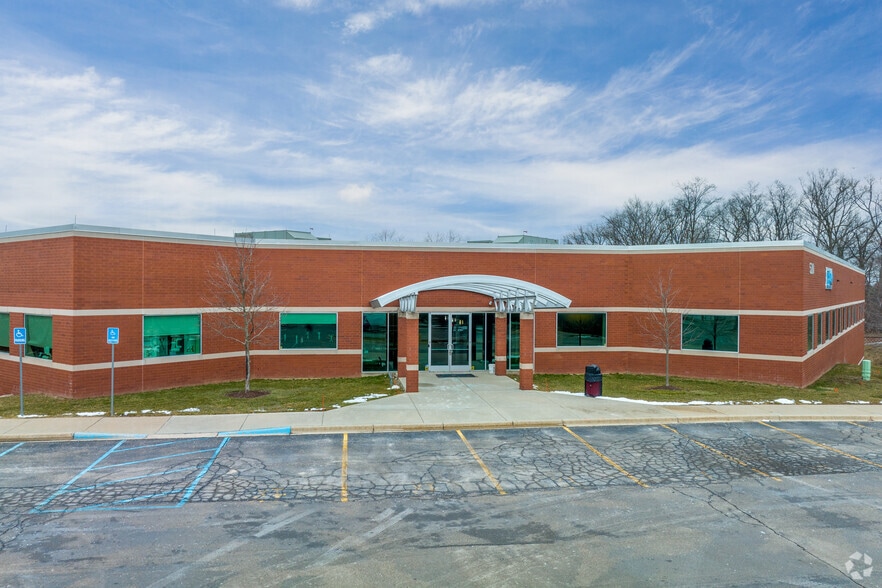 More Photos Of 5210 S State Rd, Ann Arbor Flex For Lease