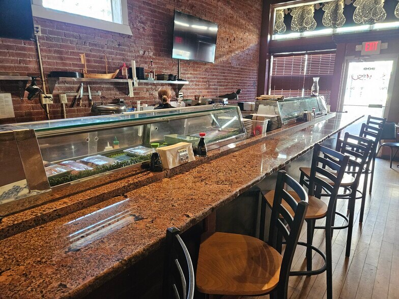 More Photos Of 309 E Center St, Pocatello Specialty For Sale