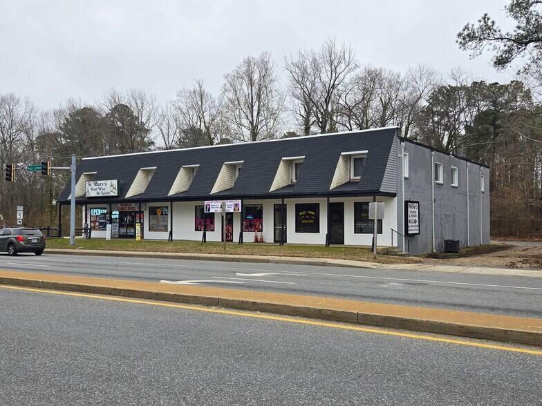 More Photos Of 20141 Point Lookout Rd, Great Mills Storefront Retail Residential For Lease
