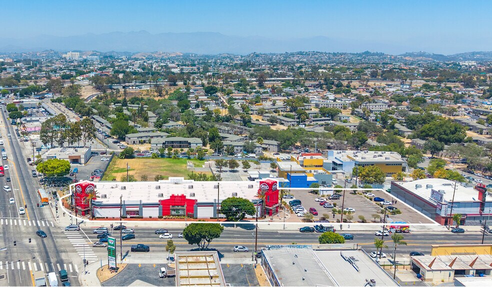 More Photos Of 2701-2711 E Olympic Blvd, Los Angeles General Retail For Sale