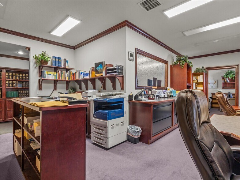 More Photos Of 800 Belford Ave, Grand Junction Office For Sale
