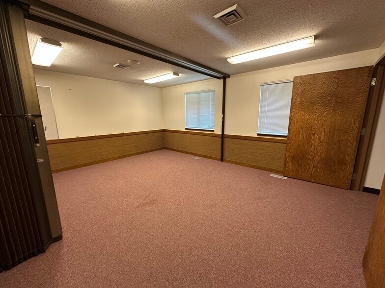 More Photos Of 2460 Baldwin st, Sturgis Religious Facility For Sale