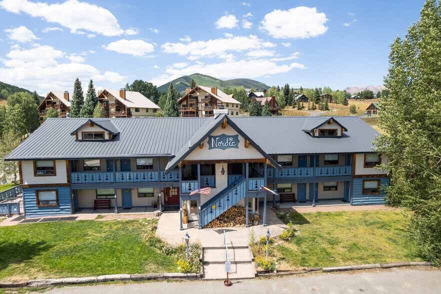 More Photos Of 24 Treasury Rd, Crested Butte Hotel For Sale