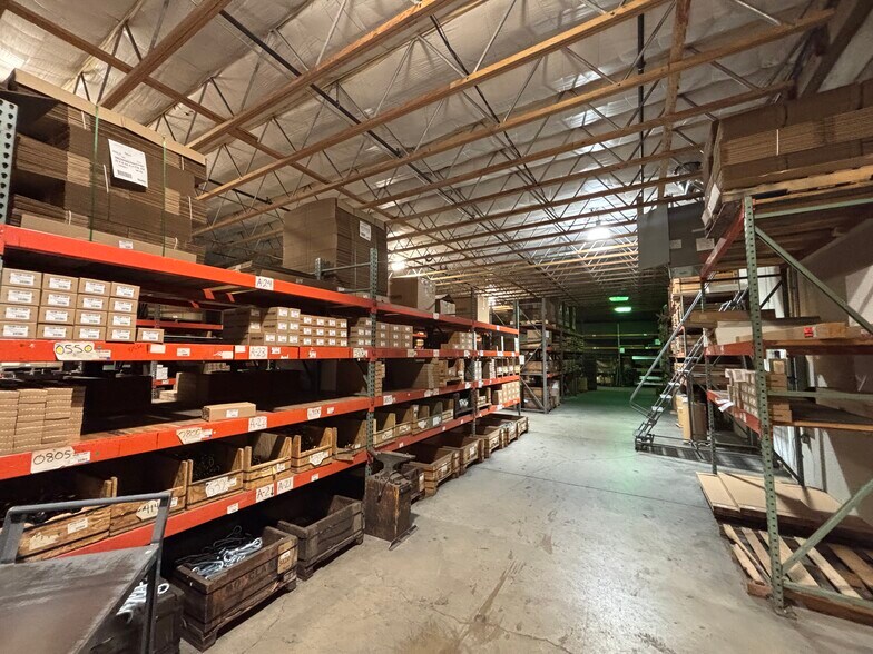 More Photos Of 6920 SW 111th Ave, Beaverton Warehouse For Sale