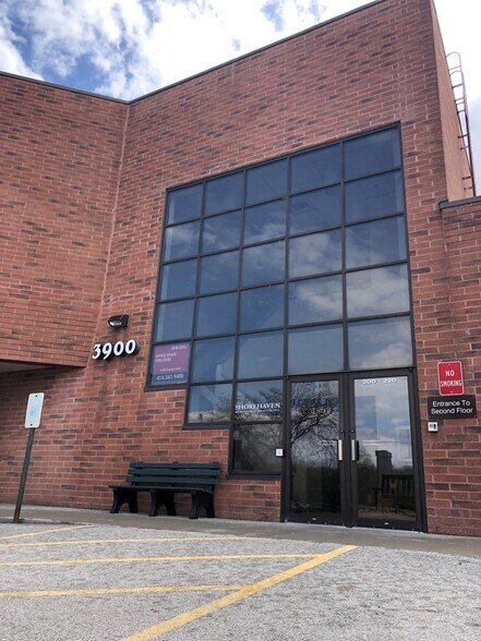 More Photos Of 3900 W Brown Deer Rd, Brown Deer Storefront Retail Office For Lease