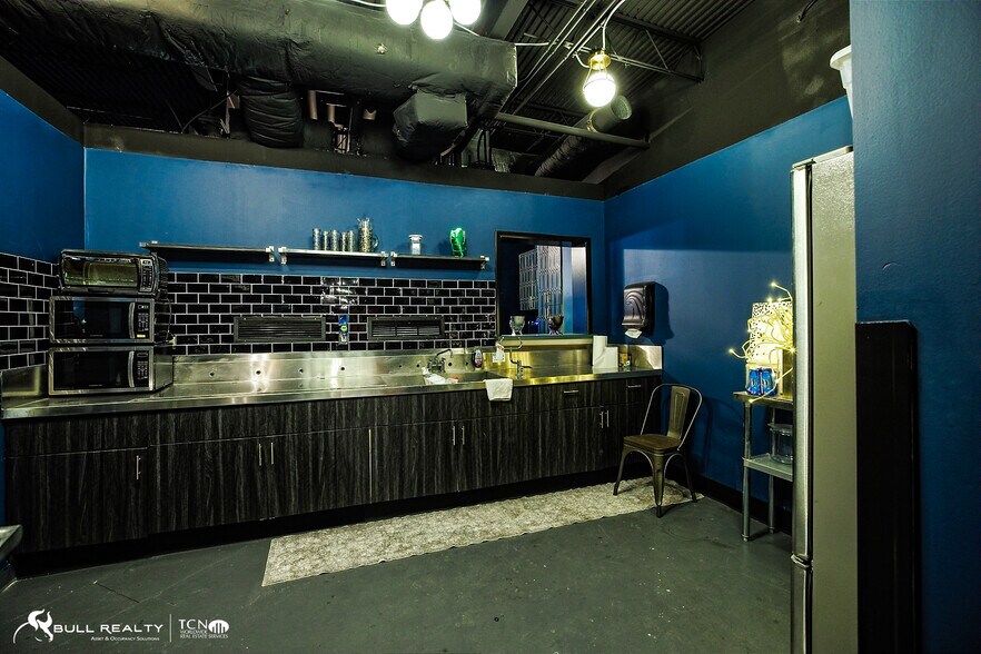 More Photos Of 558 Medlock Rd, Decatur General Retail For Sale