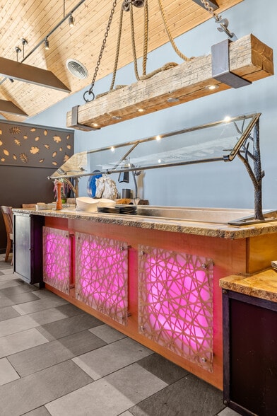 More Photos Of 1844 Depot St, Manchester Center Restaurant For Sale