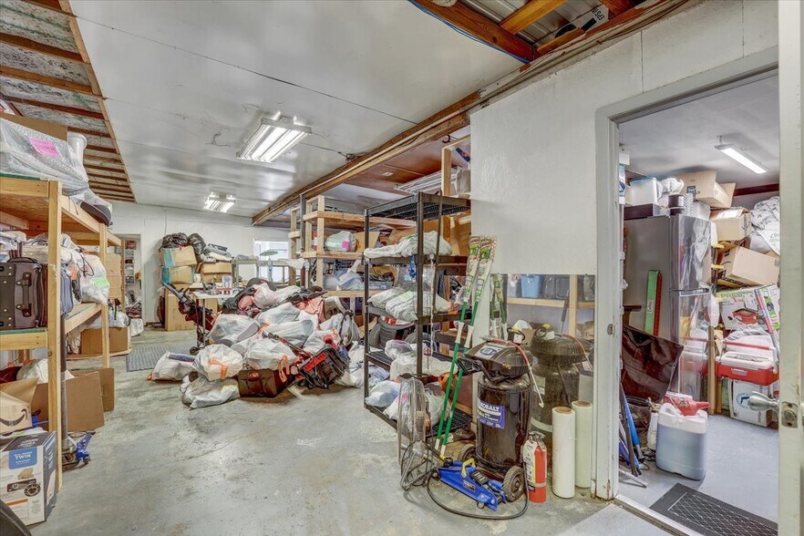 More Photos Of 11309 E US Highway 92, Seffner Warehouse For Sale