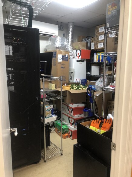 More Photos Of 13555 Automobile Blvd, Clearwater Medical For Lease