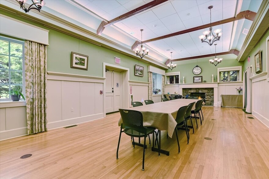 More Photos Of 6683 PA-191, Cresco Flex For Sale