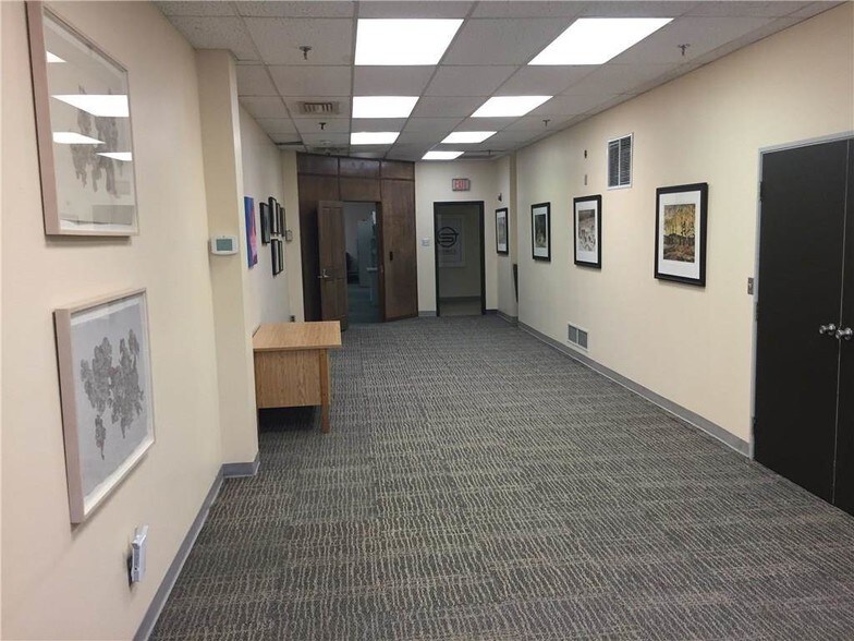 More Photos Of 2821 Riverside Dr, Ottawa Office For Sale