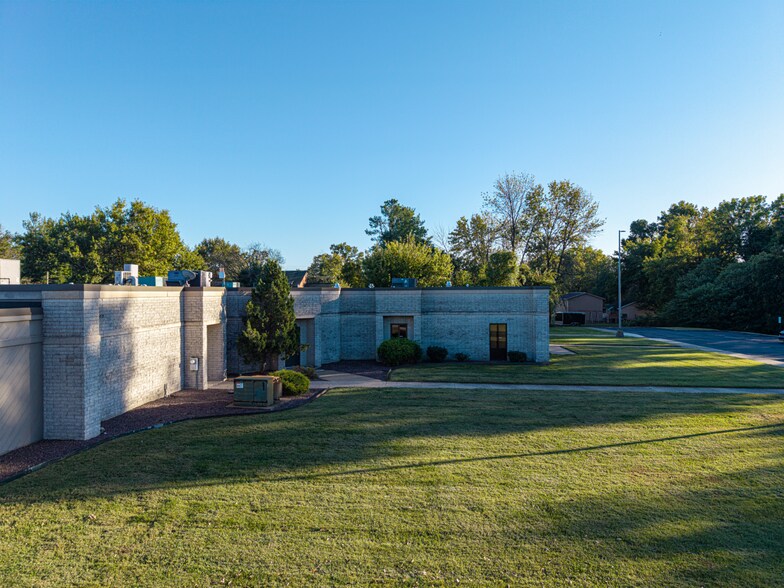 More Photos Of 4311 Old Indiana 261, Newburgh Medical For Sale