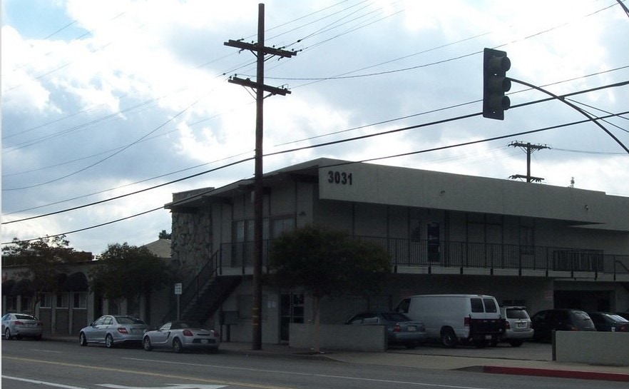 More Photos Of 3017-3031 San Fernando Blvd, Burbank Office For Lease