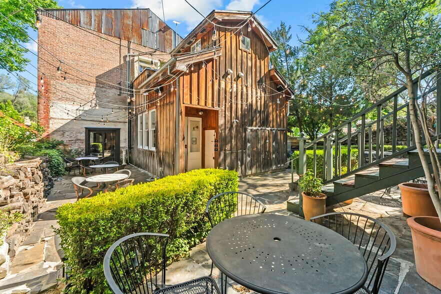 More Photos Of 14202 S State Highway 49, Amador City Hotel For Sale