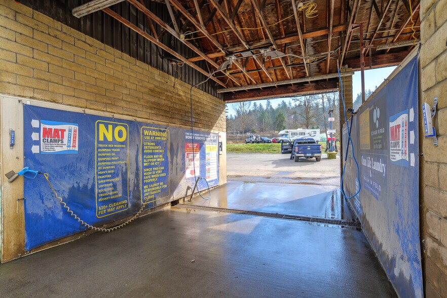 More Photos Of 2521 Williams Hwy, Grants Pass Carwash For Sale