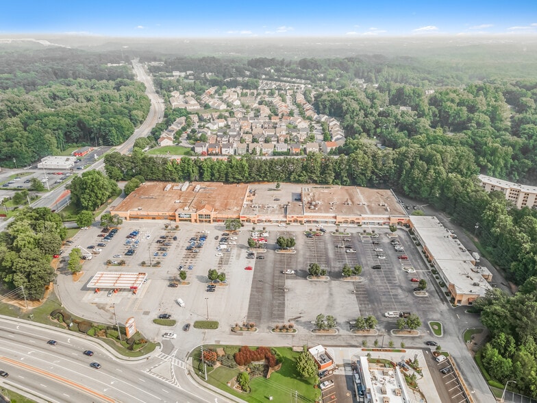 More Photos Of 4155 Lawrenceville Hwy, Lilburn Unknown For Lease